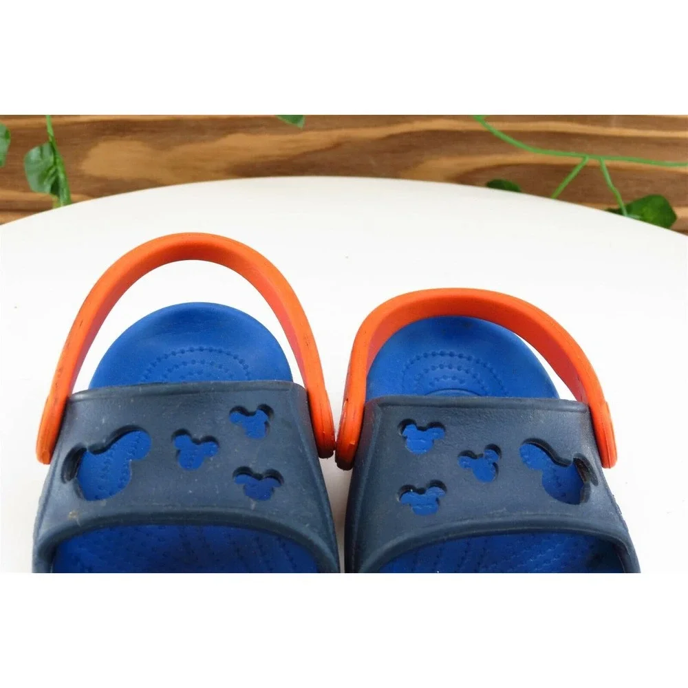 Crocs‎ Toddler Boys 6-7 Medium Blue Clog Synthetic